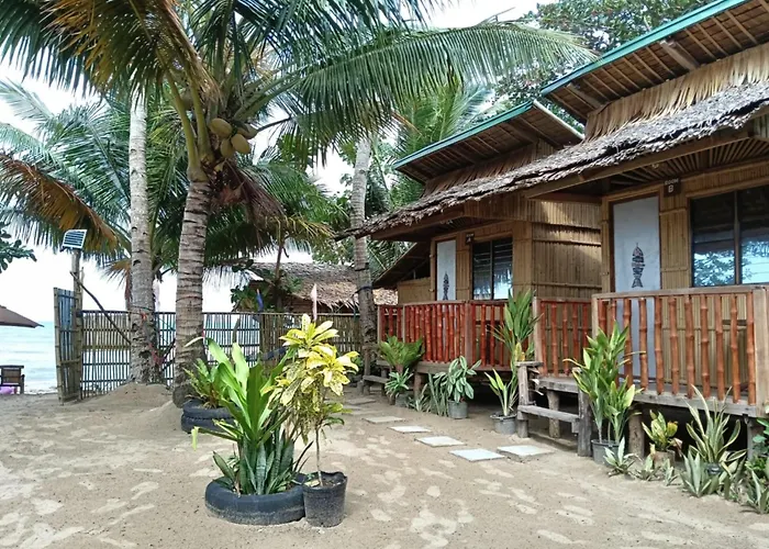 Kubo Inn & Beach Camp